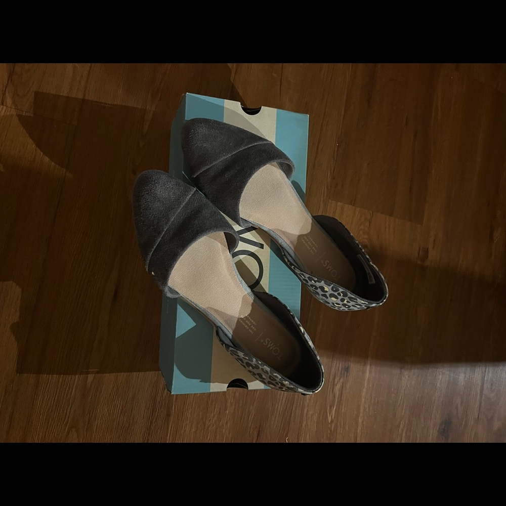 Gray Cheetah Toms Jutti D’Orsay flats